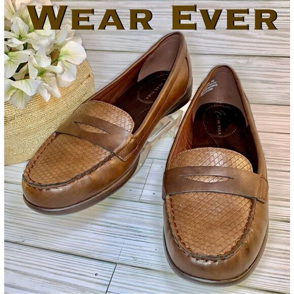 Wear Ever Britton Brown Faux Leather Loafer with Perforated topside S:7 - Picture 1 of 10